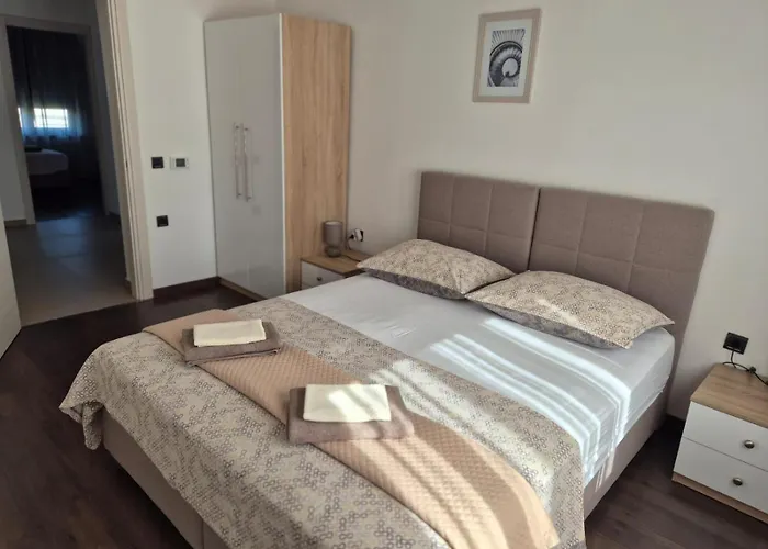 Nika Apartman *