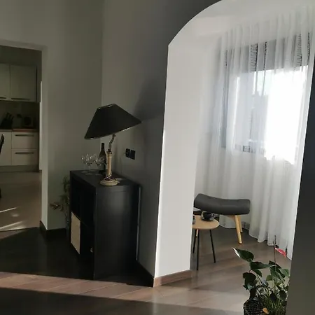 Nika * Rijeka